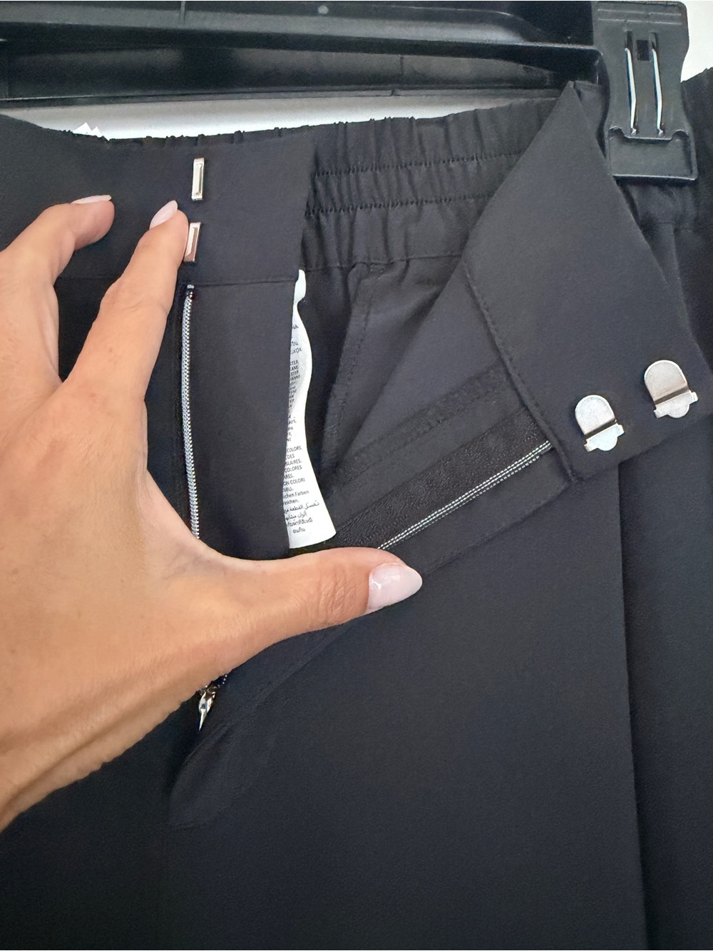 Alo Yoga High-Waist Dreamscape Trouser
Size Medium - Picture 8 of 12
